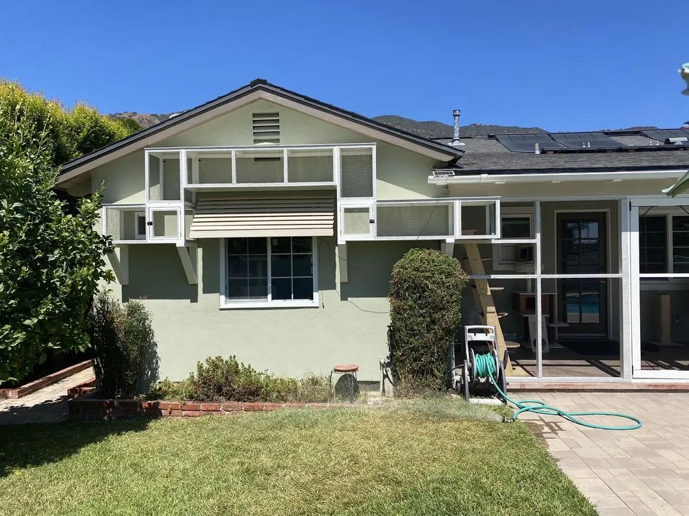 Top-rated outdoor landscaping experts serving Los Angeles, CA - The Ivy Builders