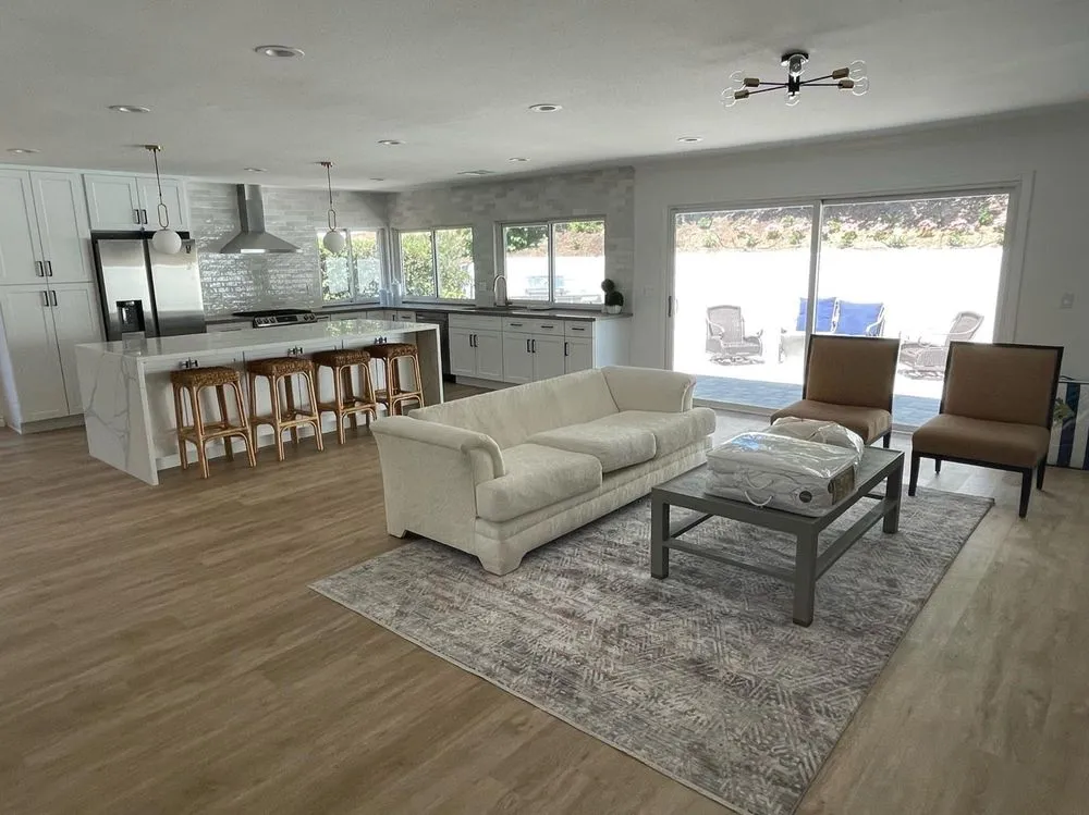 Professional outdoor landscaping experts serving Los Angeles, CA - The Ivy Builders