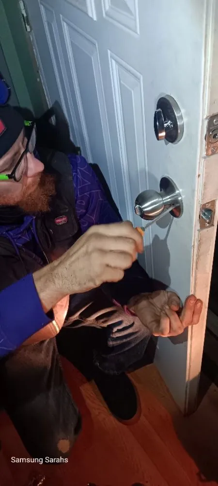 Local lawn mowing service experts serving Flint, MI - The Jack Of All Trades