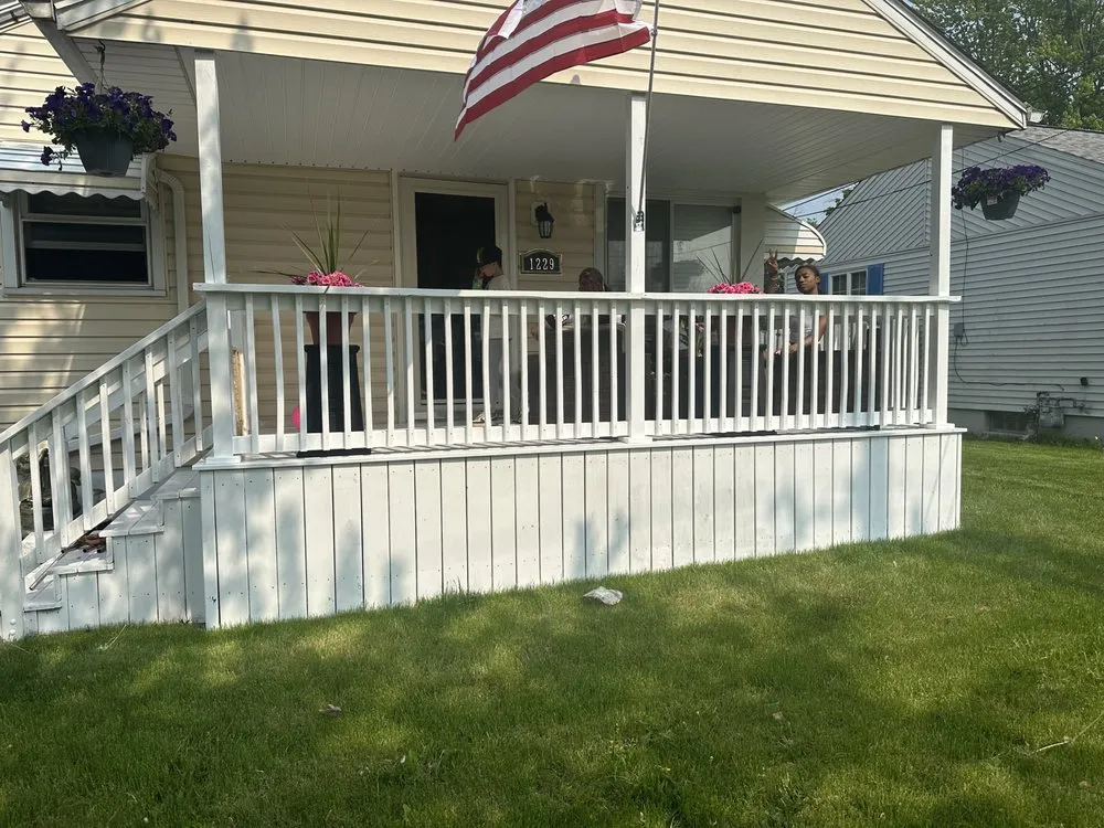 Custom garden landscaping experts serving Niagara Falls, NY - The Joat