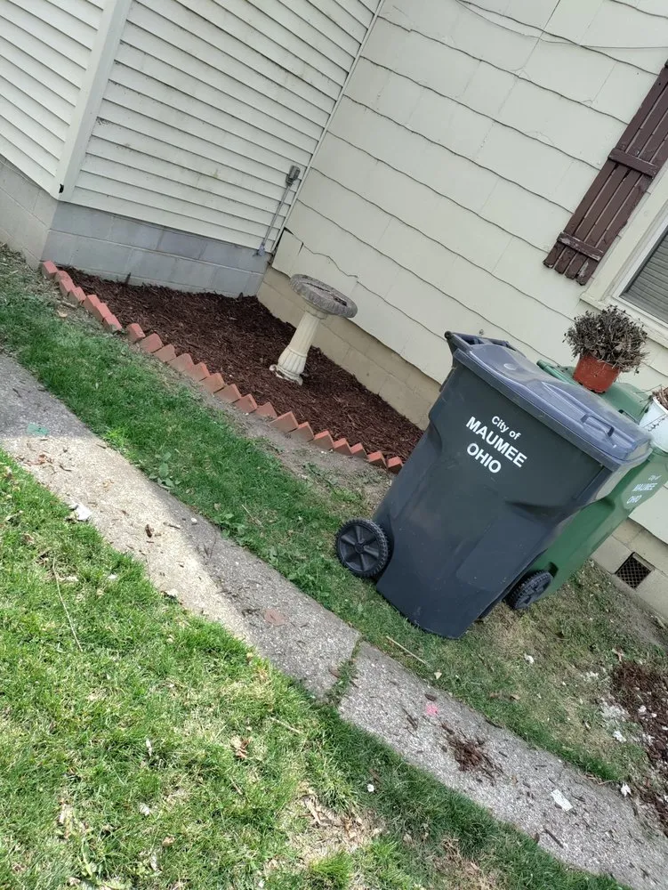 Affordable landscape design experts serving Toledo, OH - The J's Get It Done 419