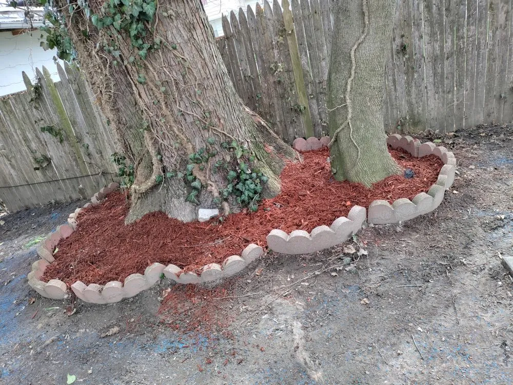 Professional outdoor landscaping in Toledo, OH by The J's Get It Done 419