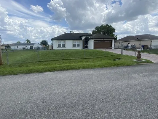 The Kendricks Pool & Lawn Service Logo