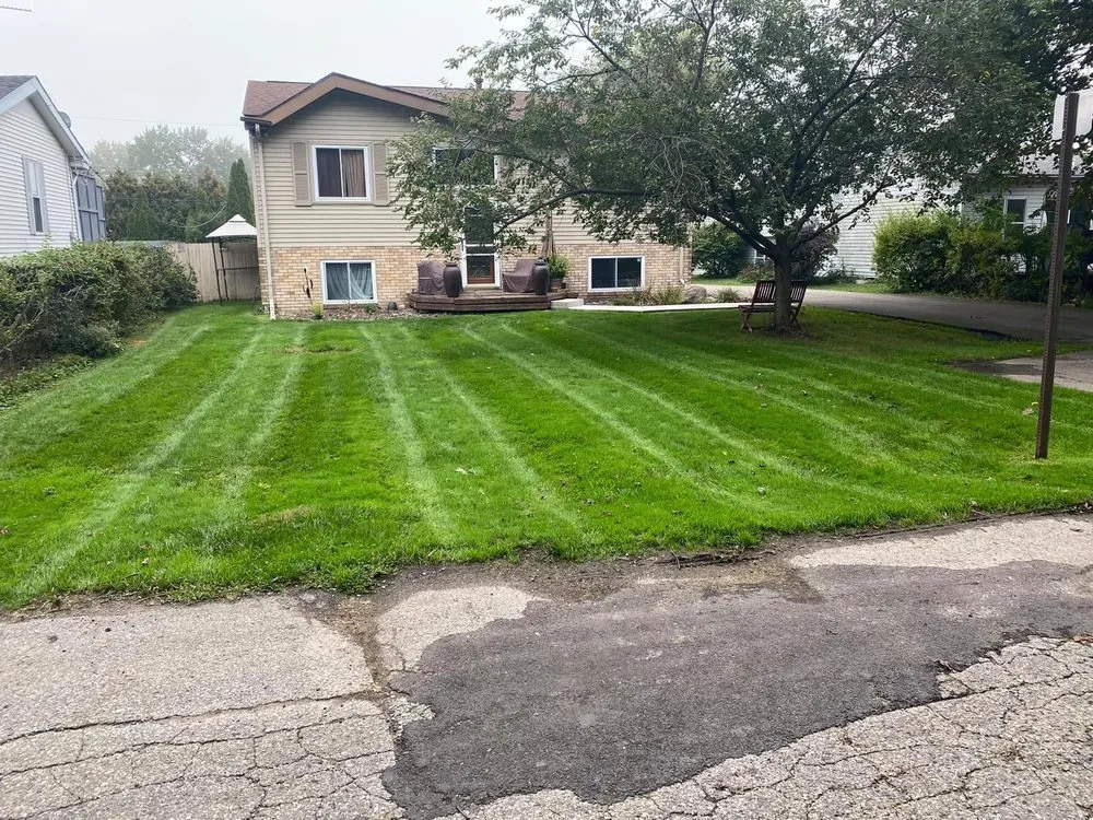 Affordable garden landscaping in Pontiac, MI by The Key To Home-Improvement