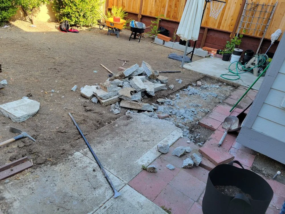 Trusted lawn mowing service for homes in Santa Clara, CA by The King Gardening Service