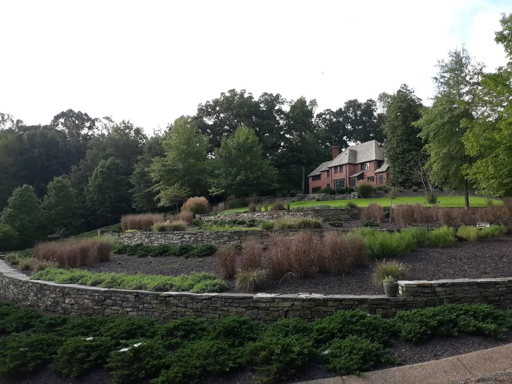 Affordable outdoor landscaping experts serving Toano, VA - The King's Garden