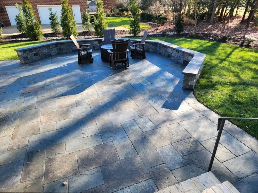 Affordable lawn care service with custom design across Toano, VA - The King's Garden