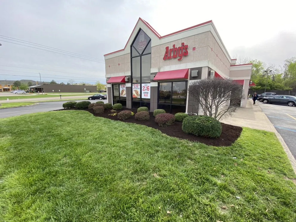 Affordable yard cleanup service for year-round maintenance across Dayton, OH - The Kingsman Landscaping Company