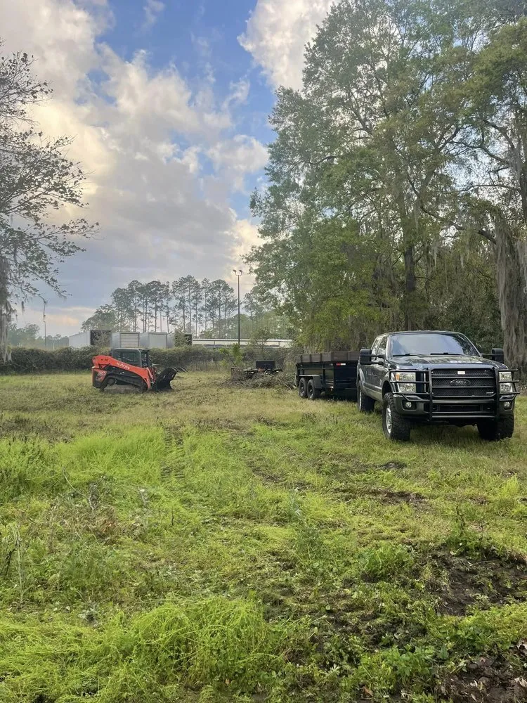 Trusted yard maintenance near you in Alachua, FL by The Land Gator