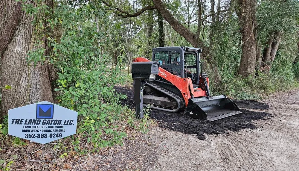 Expert lawn mowing service for year-round maintenance across Alachua, FL - The Land Gator