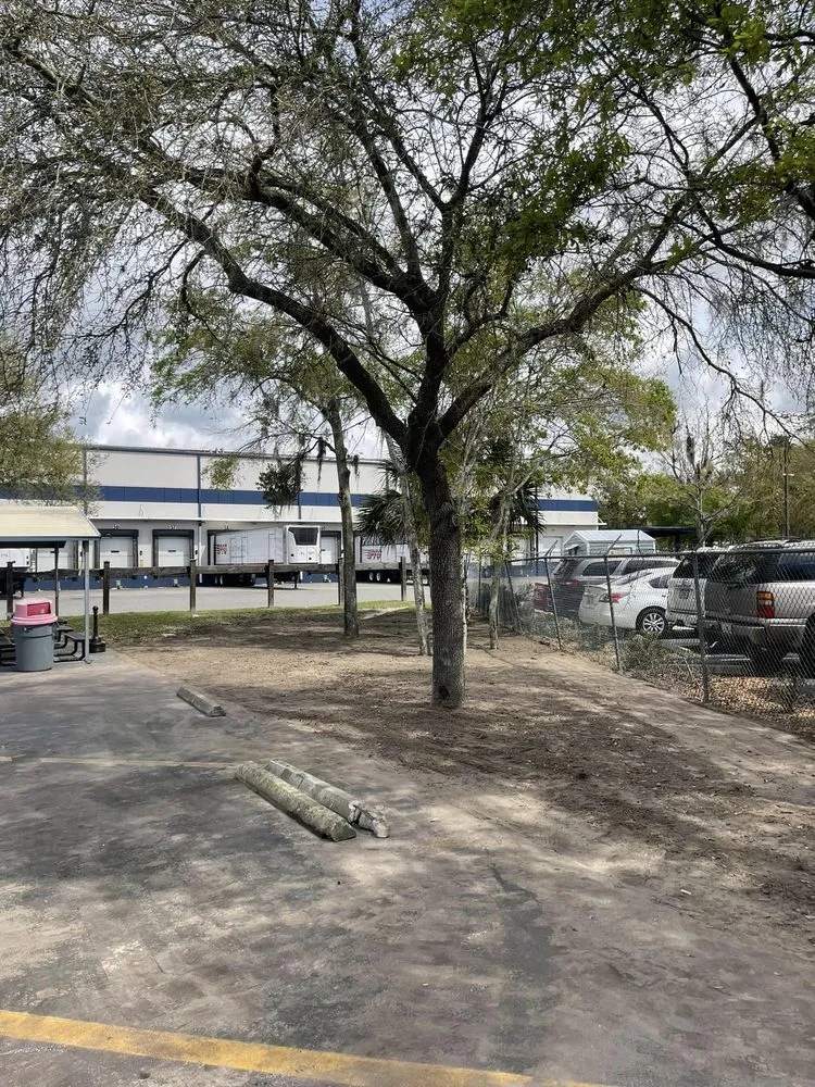 Professional lawn care service for homes across Alachua, FL - The Land Gator