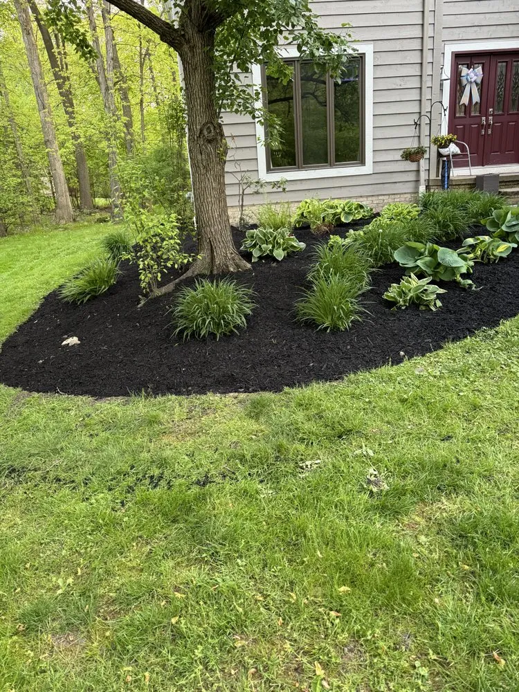 Local garden landscaping experts serving Aurora, OH - The Land Lawn Care