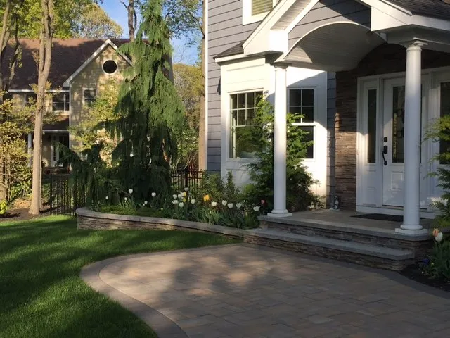 Professional yard cleanup service experts serving Seaford, NY - The Landcare Group