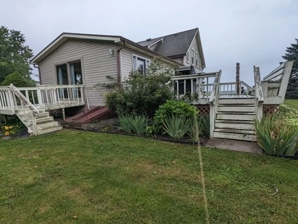Local yard cleanup service experts serving Britton, MI - The Landscape Artisan