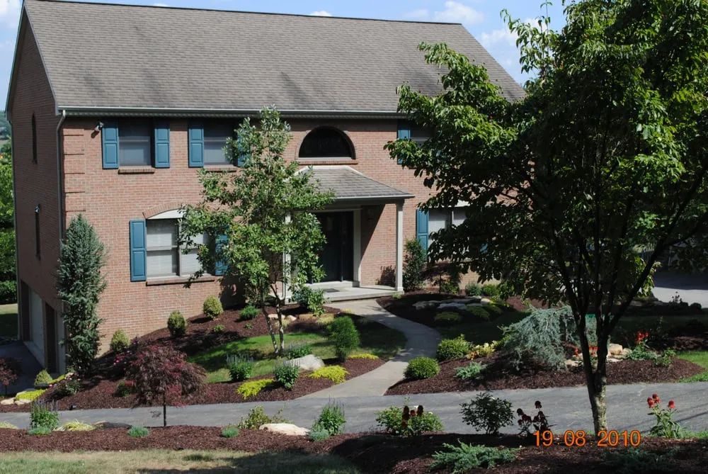 Affordable lawn mowing service in Bethel Park, PA by The Landscape Center