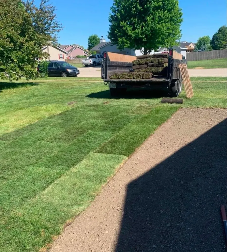 Local landscaping services experts serving Des Plaines, IL - The Landscape Dept