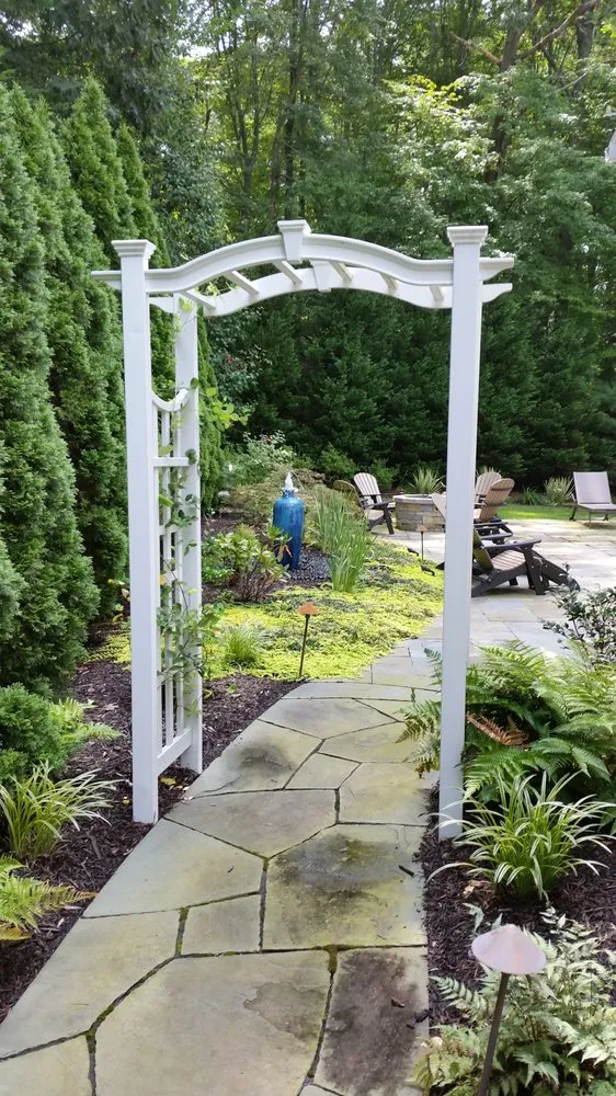 Top-rated residential landscaping for beautiful yards in Edgewater, MD by The Landscape Design Center