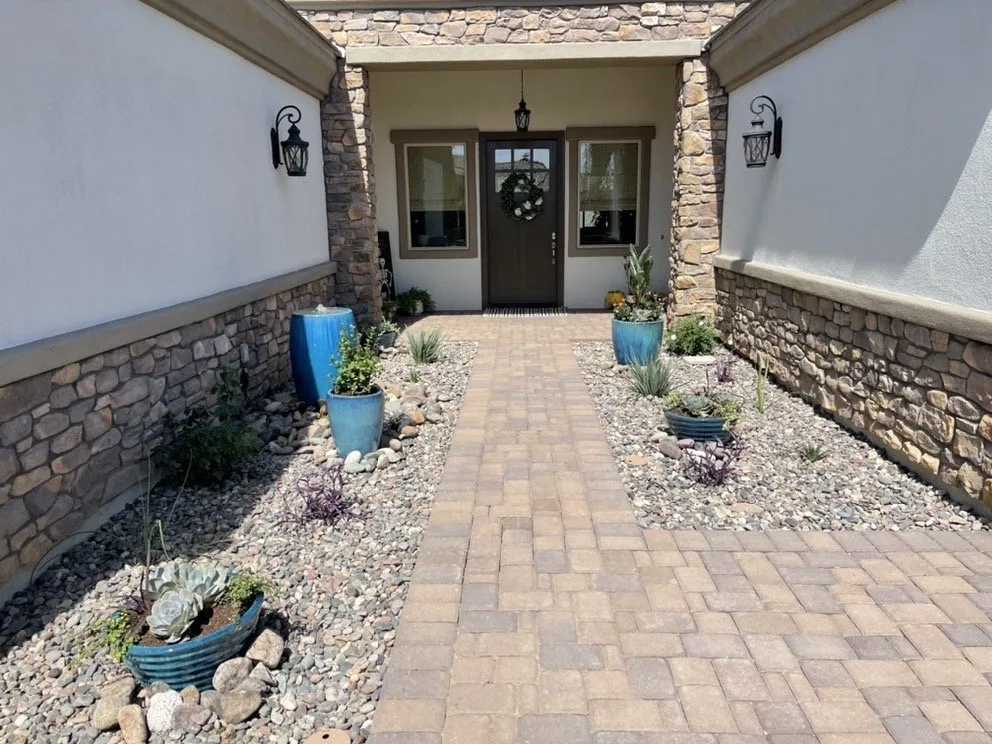Reliable yard maintenance in Peoria, AZ by The Landscape Guy