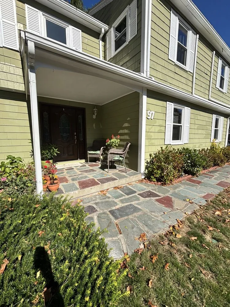 Professional residential landscaping in Warwick, RI - The Landscape of New England