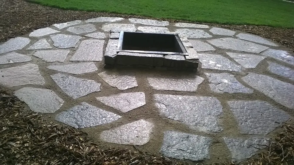 Affordable residential landscaping in Bellevue, KY - The Landscaper