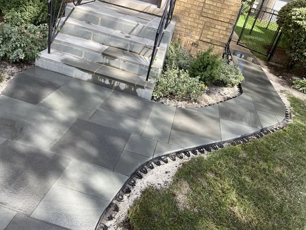 Professional lawn mowing service for beautiful yards across Chicago, IL - The Landscaper Guy