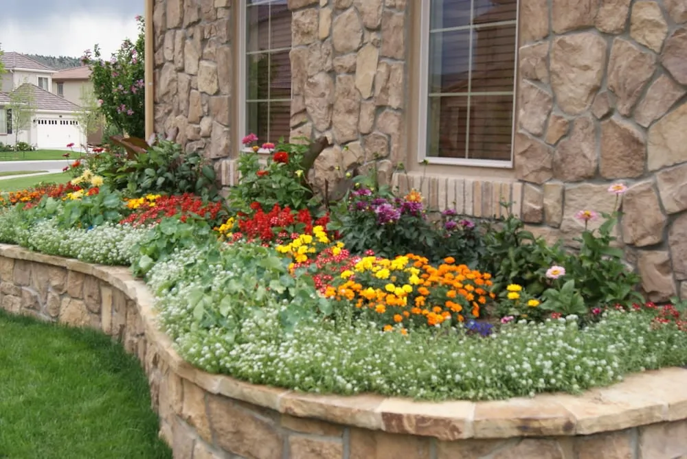 Trusted residential landscaping experts serving Englewood, CO - The Landscaping Company Inc