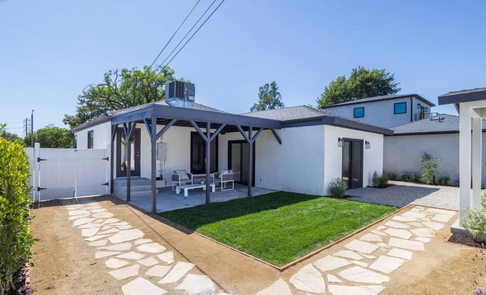 Top-rated landscape design for year-round maintenance across Los Angeles, CA - The Landscaping Contractor