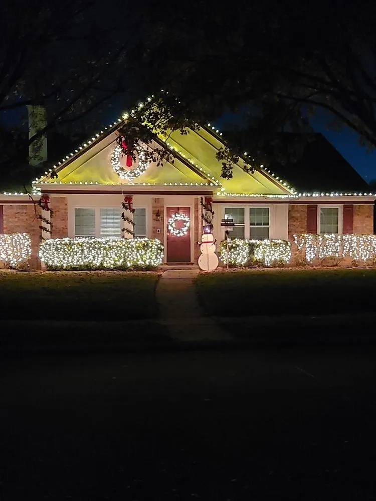 Professional lawn care service experts serving Lancaster, TX - The Lawn Army Landscaping Services