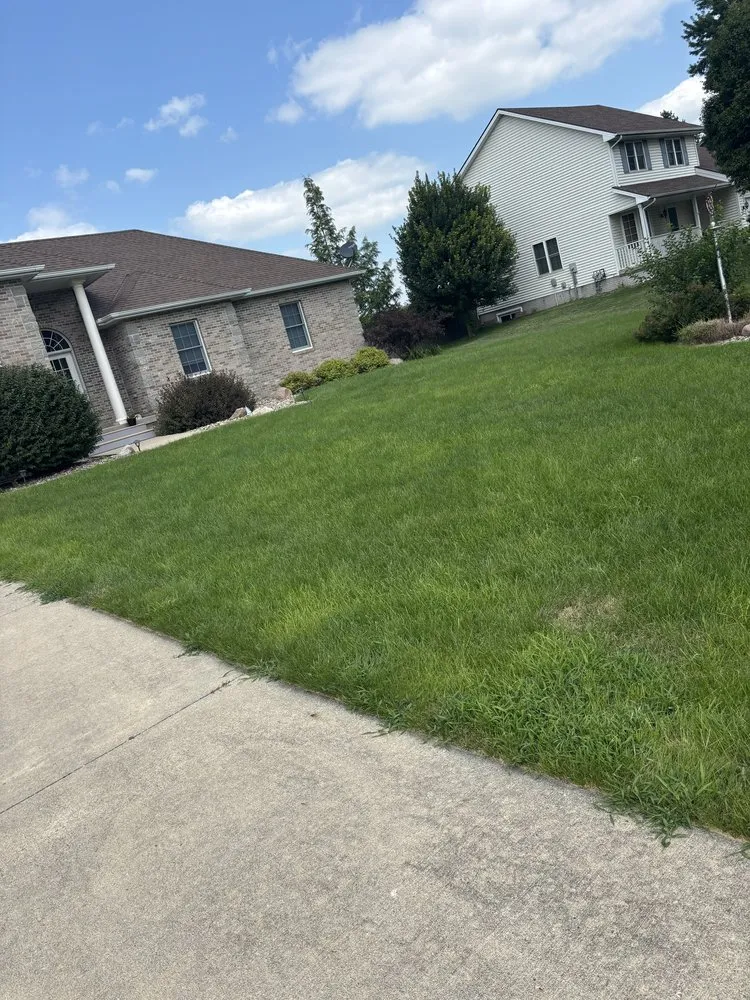 Professional garden landscaping for year-round maintenance across Des Moines, IA - The Lawn Barber