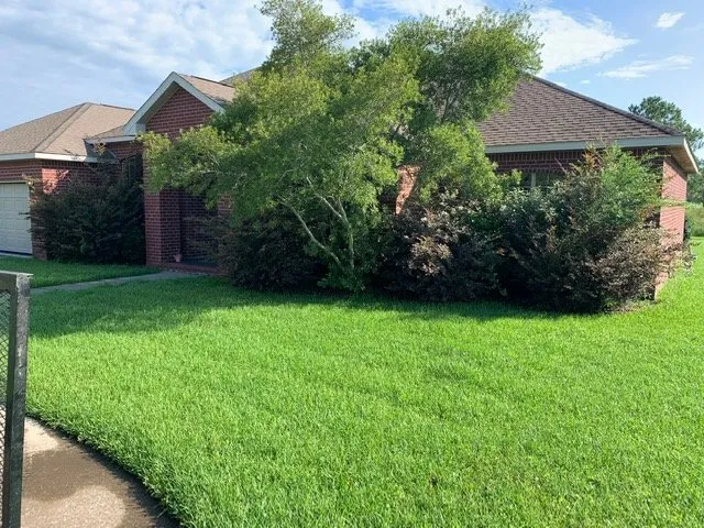 Trusted landscape installation in Foley, AL - The Lawn Barber