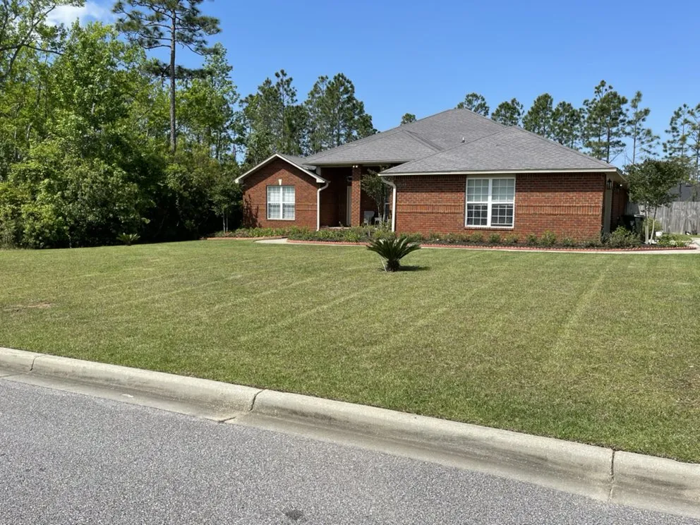 Trusted garden landscaping experts serving Foley, AL - The Lawn Barber