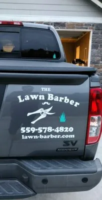 The Lawn Barber Logo