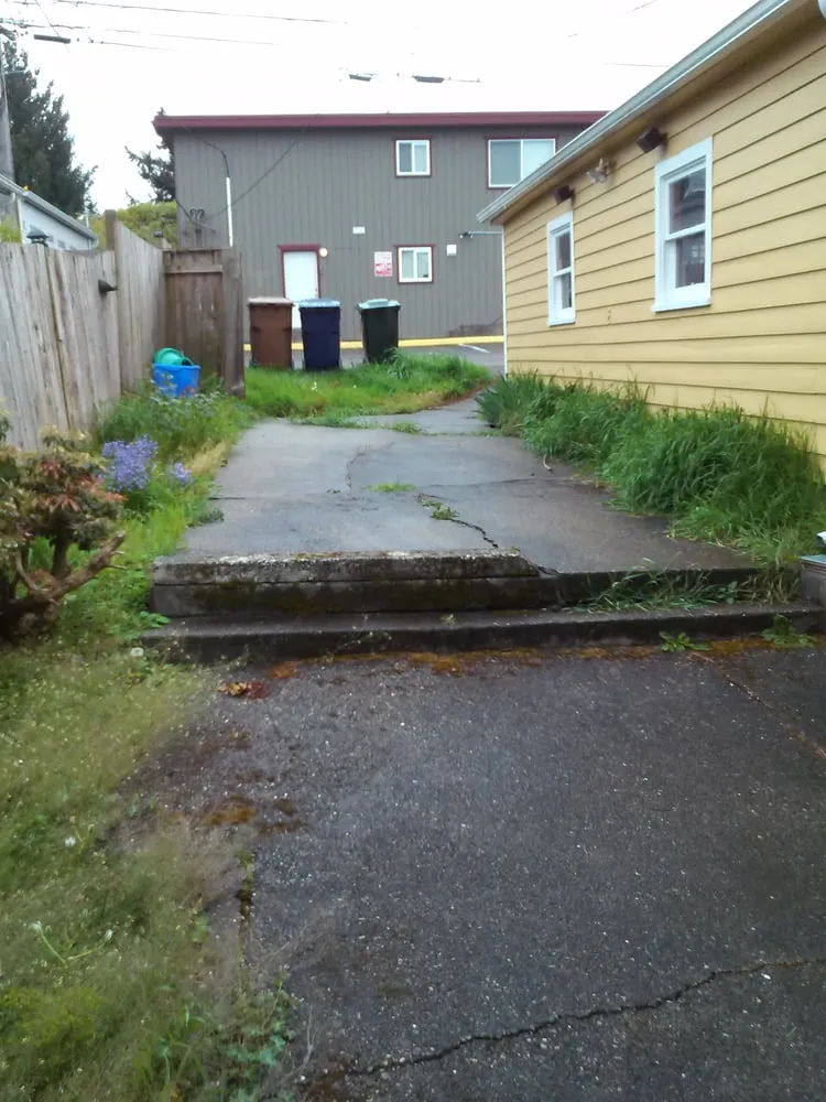 Reliable yard maintenance for homes in Tacoma, WA by The Lawn Boys