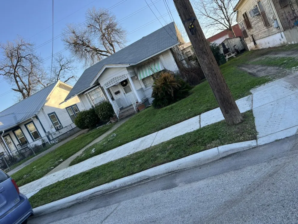 Affordable yard maintenance in San Antonio, TX by The Lawn Brothers