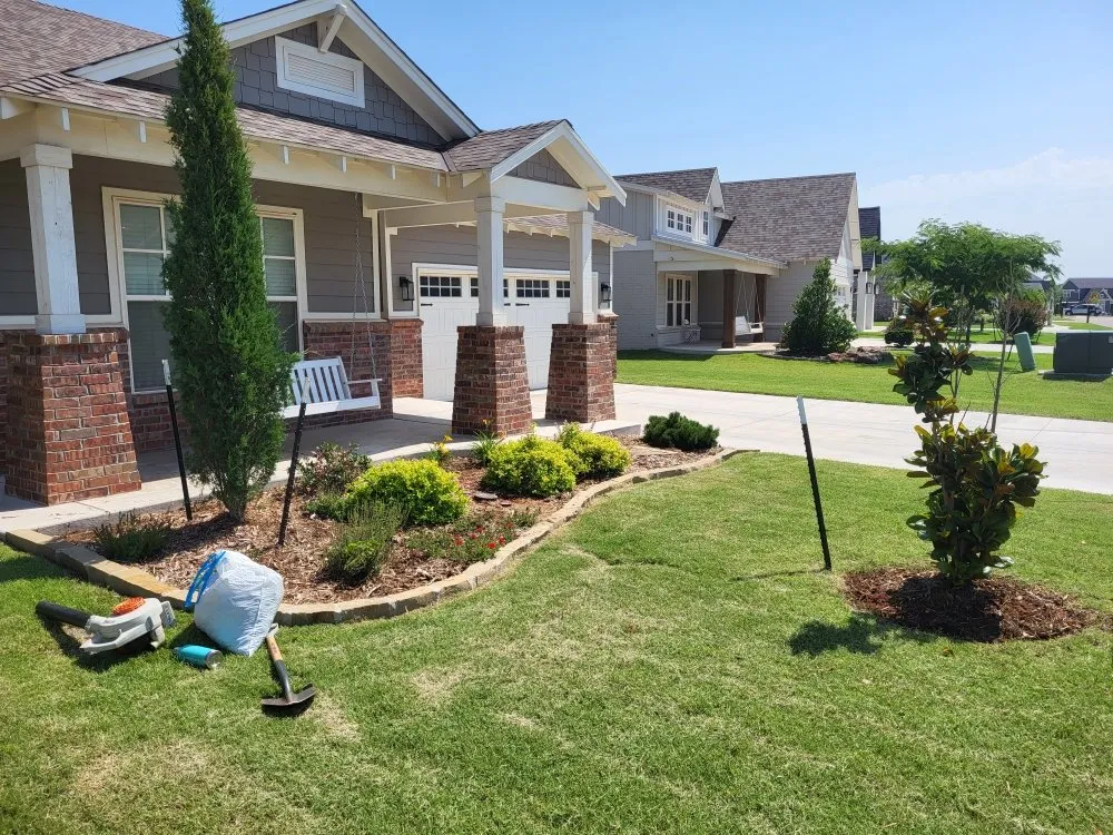 Local garden landscaping experts serving Guthrie, OK - The Lawn Company