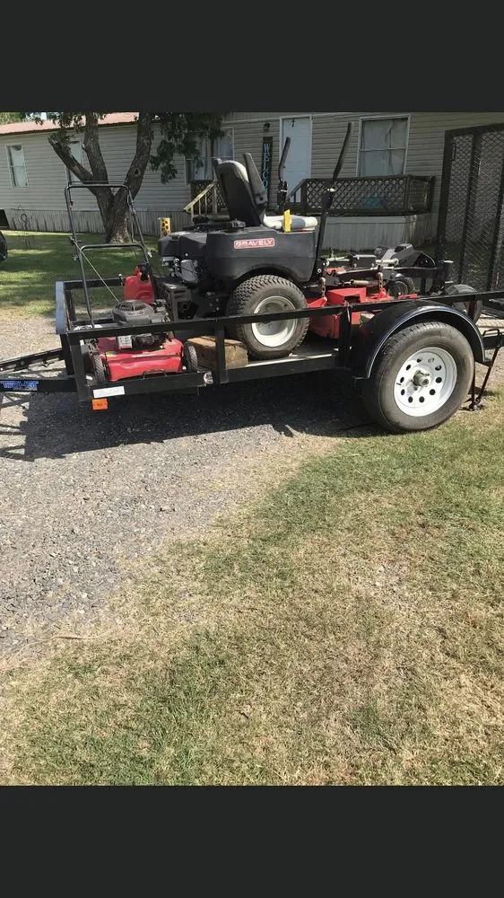 Custom yard cleanup service in Natchitoches, LA by The Lawn Dr Of Natchitoches