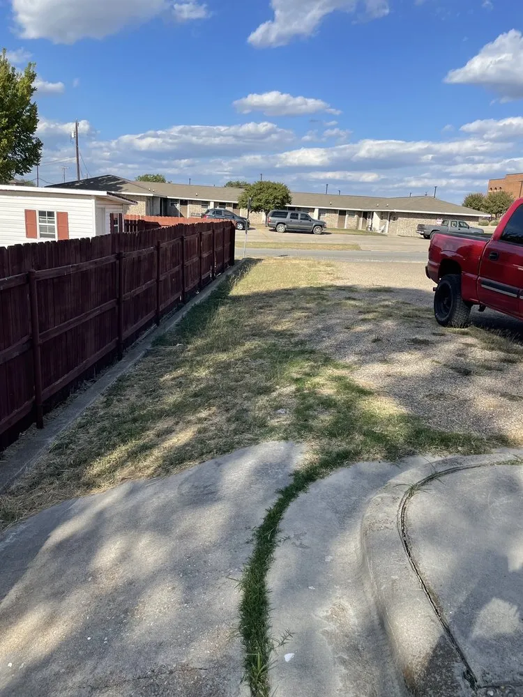 Affordable landscape design experts serving Killeen, TX - The Lawn Dude