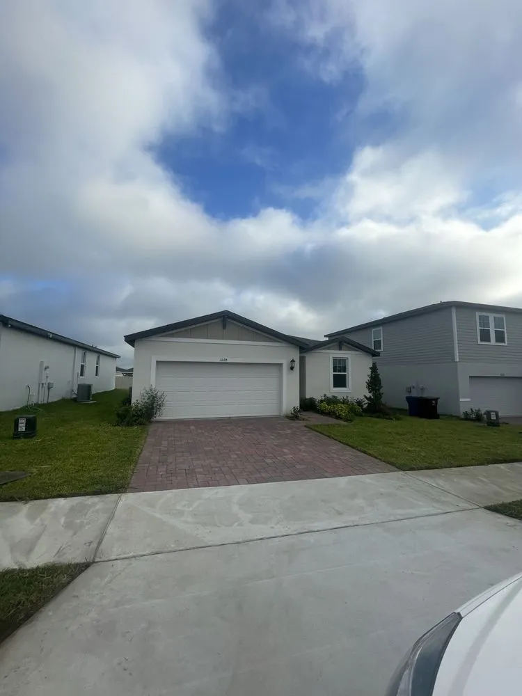 Professional residential landscaping in Haines City, FL - The Lawn Father