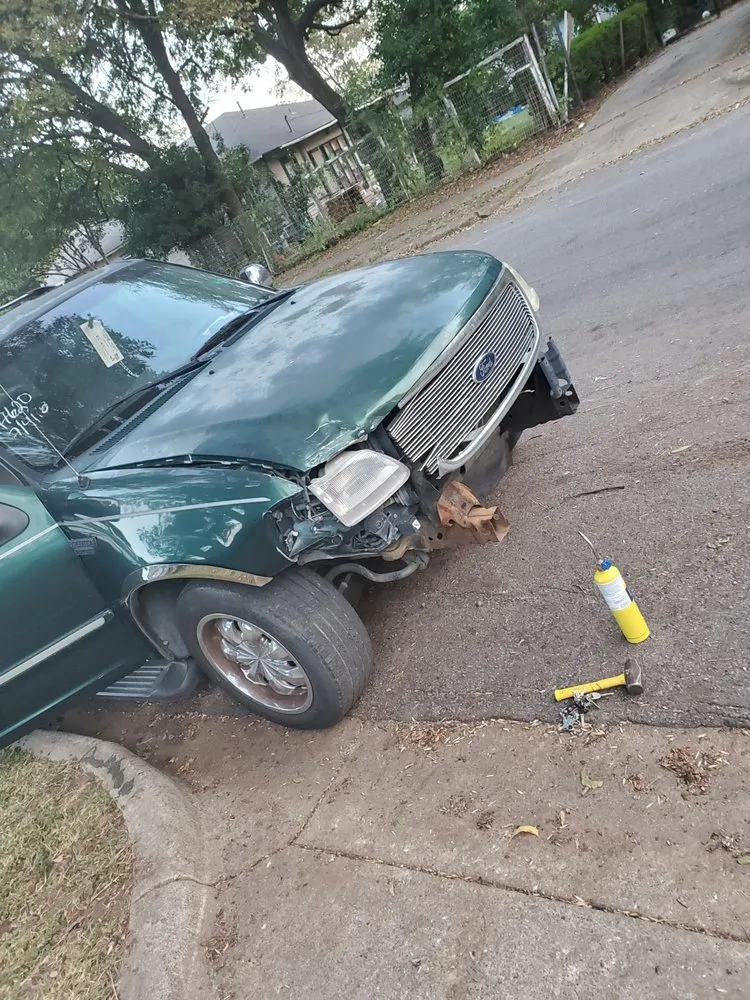 Expert lawn mowing service for year-round maintenance in Haltom City, TX by The lawn father