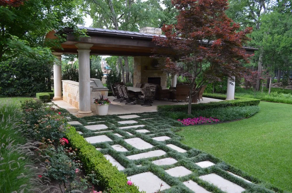 Trusted yard cleanup service with custom design in Colleyville, TX by The Lawn Firm
