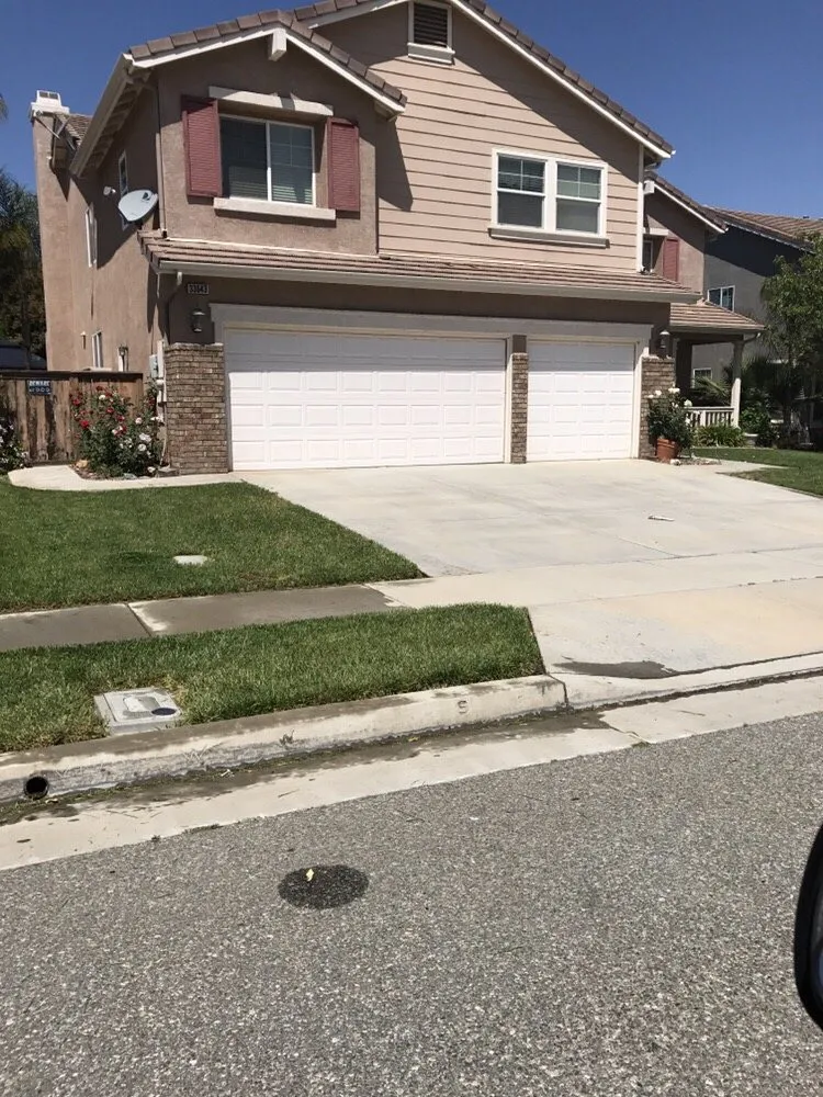 Affordable lawn care service experts serving Moreno Valley, CA - The Lawn Geeks