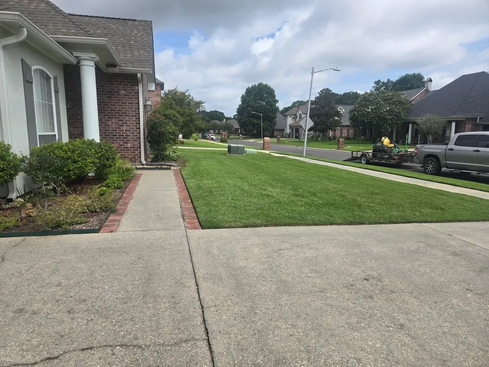 Affordable residential landscaping in Arnaudville, LA - The Lawn Group