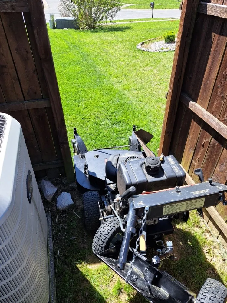 Professional lawn care service in Elizabethtown, KY by The Lawn Guy