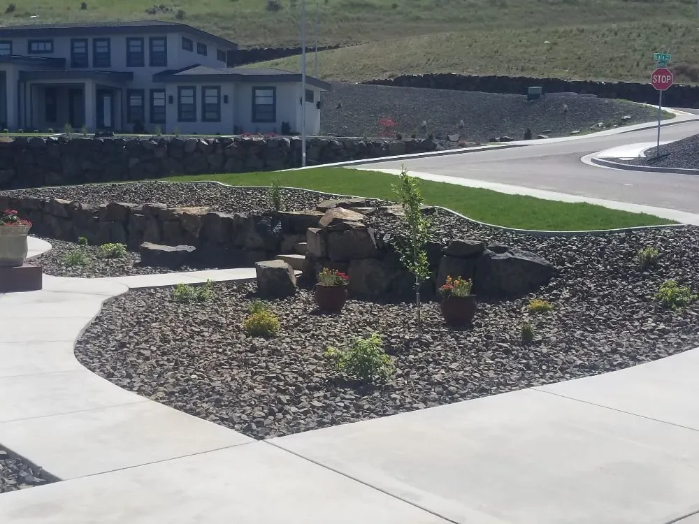 Custom lawn care service in Pasco, WA - The Lawn Guy