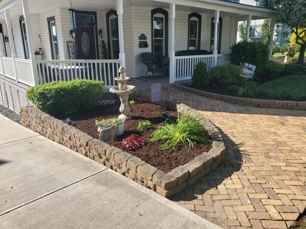 Expert outdoor landscaping in Burgettstown, PA - The Lawn Guys