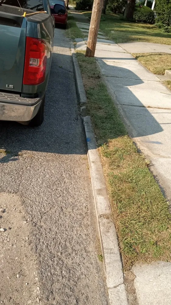 Trusted lawn mowing service near you in Toledo, OH by The Lawn Guyz