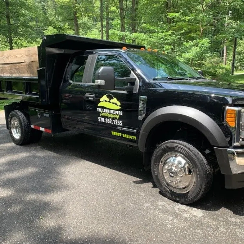 Reliable yard cleanup service experts serving New Ringgold, PA - The Lawn Helpers