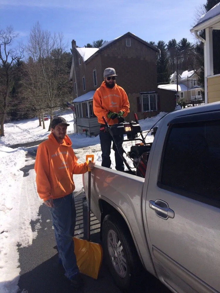Affordable outdoor landscaping experts serving New Ringgold, PA - The Lawn Helpers