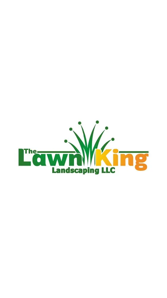 Custom lawn care service for residential properties in Homestead, FL by The Lawn King Landscaping