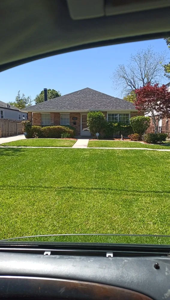Reliable landscaping services experts serving New Orleans, LA - The Lawn Liberator